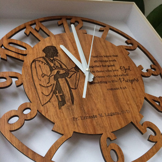 Custom Design Cut Clock