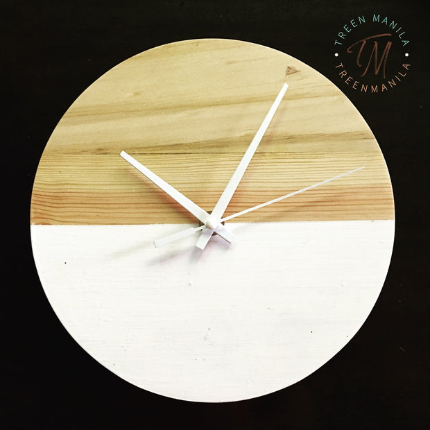 Scandinavian Inspired Pallet Clock