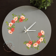 Bella Pallet Clock